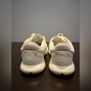 Lululemon Running Shoes 8 Women